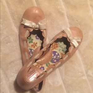 Born ballet flats, women’s size 11